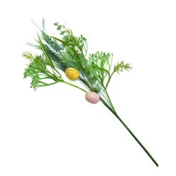Tavaszi művirág húsvéti tojásokkal díszítve